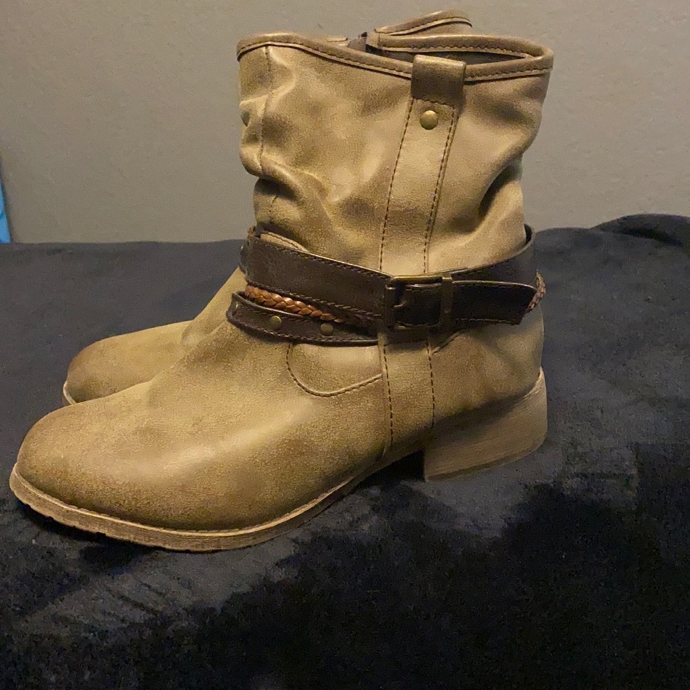 Dark Tan combat style boots